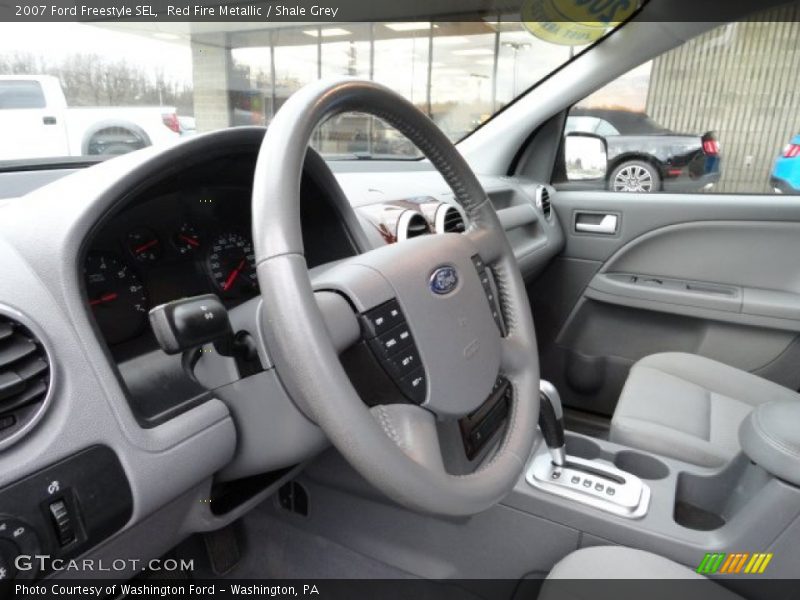  2007 Freestyle SEL Steering Wheel