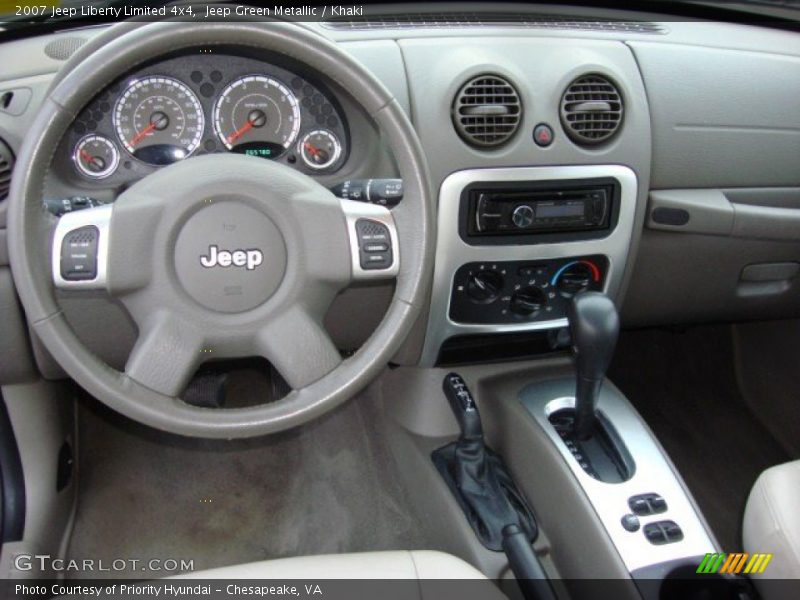 Jeep Green Metallic / Khaki 2007 Jeep Liberty Limited 4x4