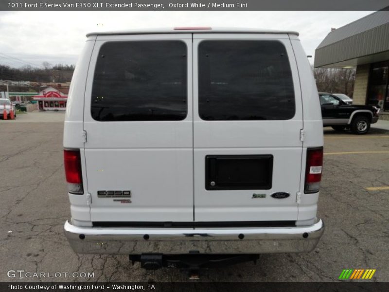 Oxford White / Medium Flint 2011 Ford E Series Van E350 XLT Extended Passenger