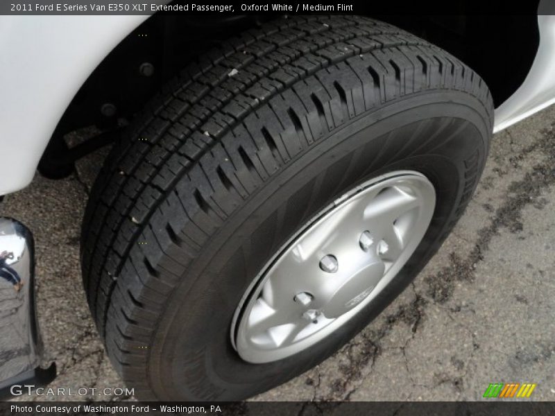 Oxford White / Medium Flint 2011 Ford E Series Van E350 XLT Extended Passenger