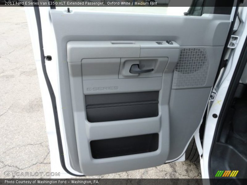 Oxford White / Medium Flint 2011 Ford E Series Van E350 XLT Extended Passenger