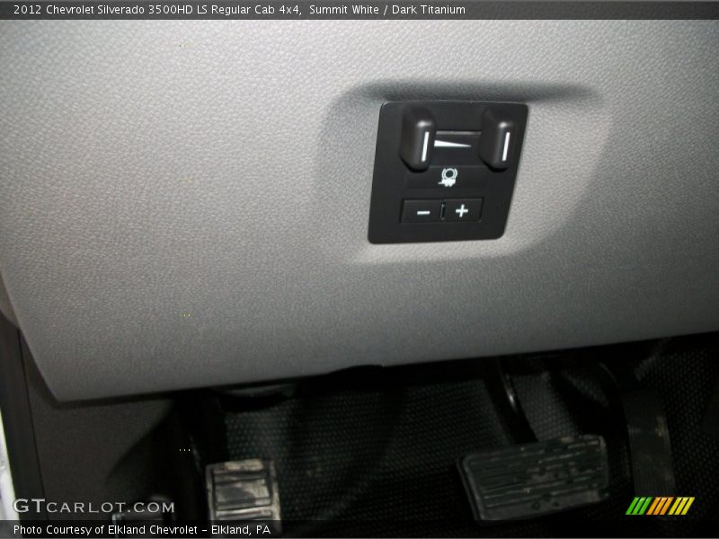 Summit White / Dark Titanium 2012 Chevrolet Silverado 3500HD LS Regular Cab 4x4