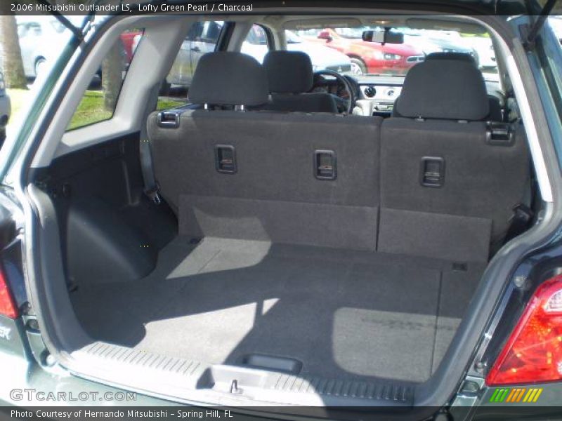 Lofty Green Pearl / Charcoal 2006 Mitsubishi Outlander LS