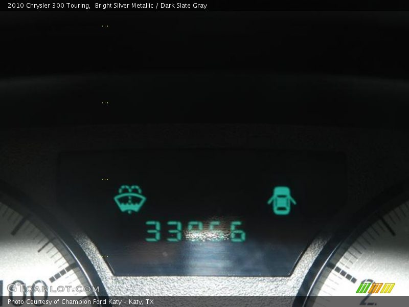 Bright Silver Metallic / Dark Slate Gray 2010 Chrysler 300 Touring