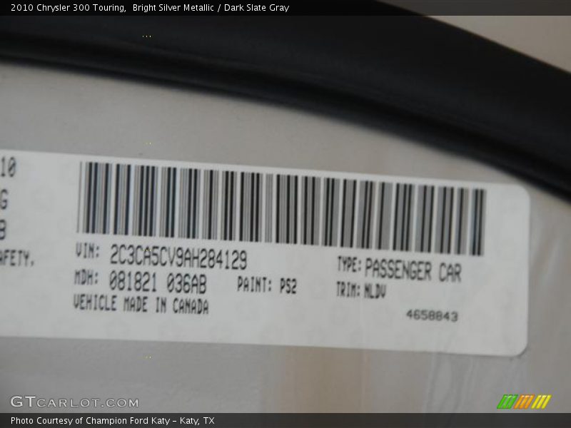 Bright Silver Metallic / Dark Slate Gray 2010 Chrysler 300 Touring