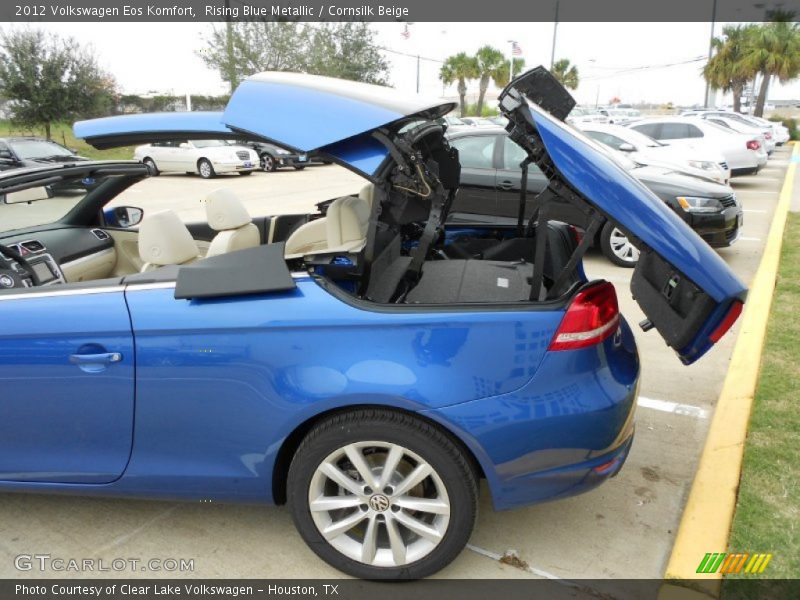 Rising Blue Metallic / Cornsilk Beige 2012 Volkswagen Eos Komfort