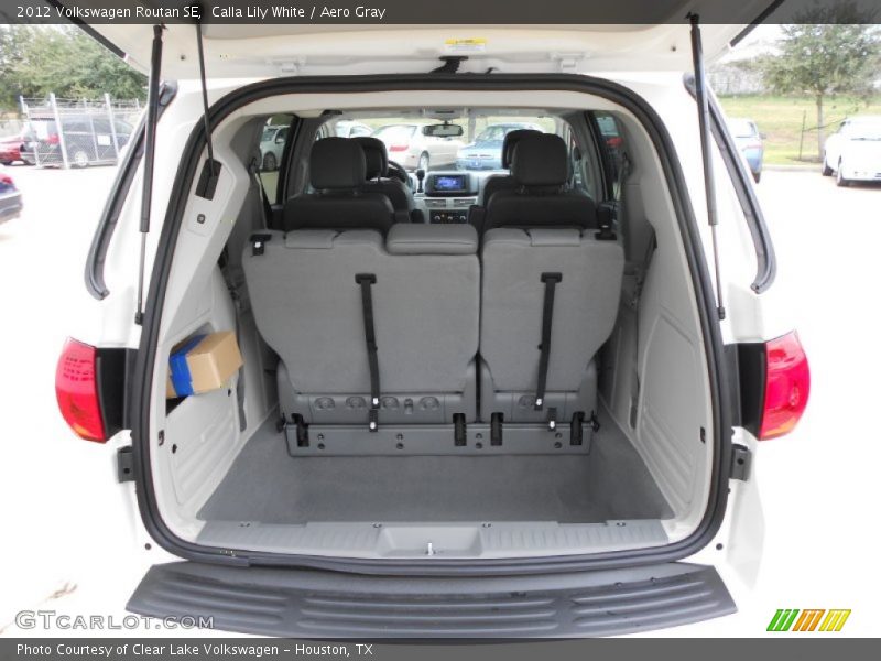  2012 Routan SE Trunk