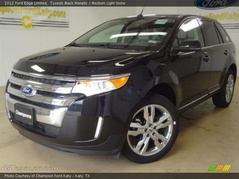 Tuxedo Black Metallic / Medium Light Stone 2012 Ford Edge Limited