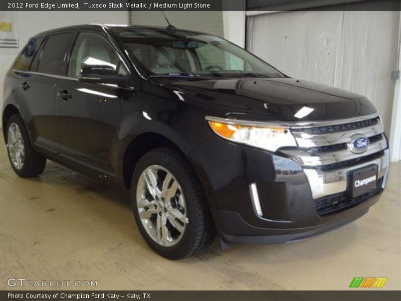 Tuxedo Black Metallic / Medium Light Stone 2012 Ford Edge Limited