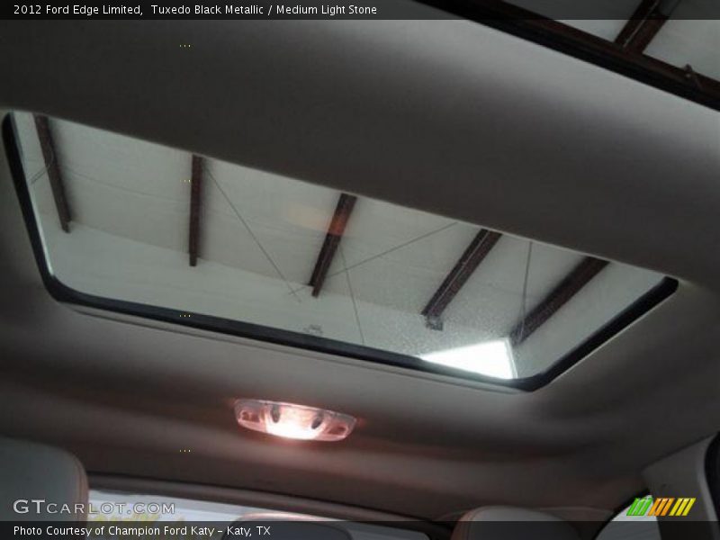 Tuxedo Black Metallic / Medium Light Stone 2012 Ford Edge Limited