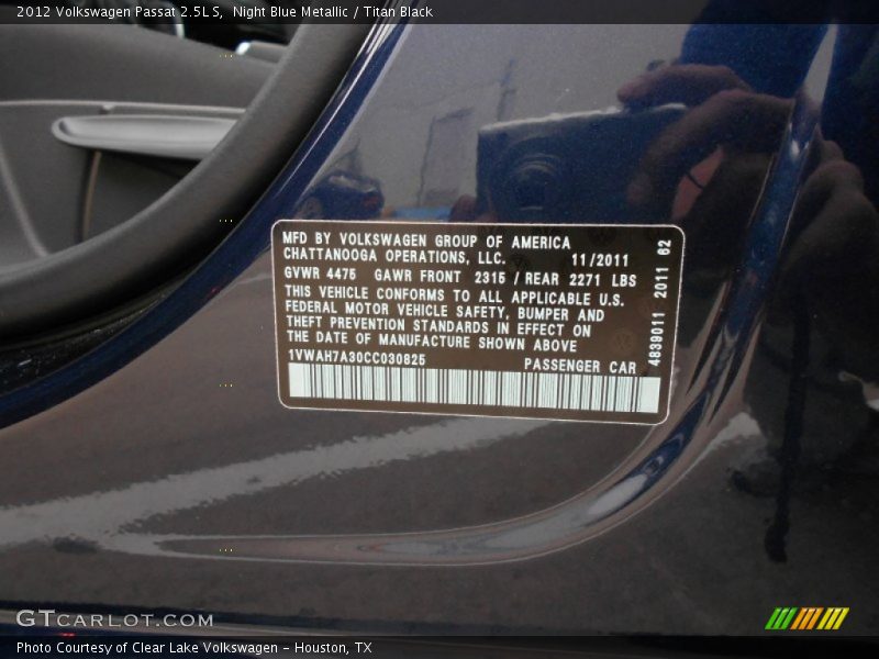 Night Blue Metallic / Titan Black 2012 Volkswagen Passat 2.5L S