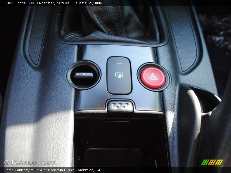 Controls of 2006 S2000 Roadster