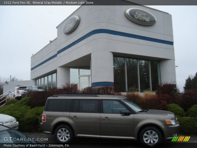 Mineral Gray Metallic / Medium Light Stone 2012 Ford Flex SE