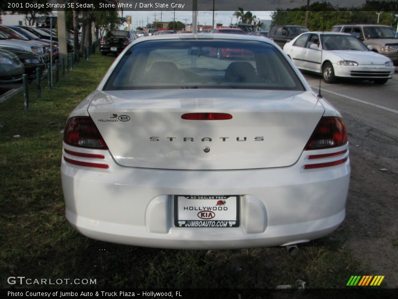 Stone White / Dark Slate Gray 2001 Dodge Stratus SE Sedan