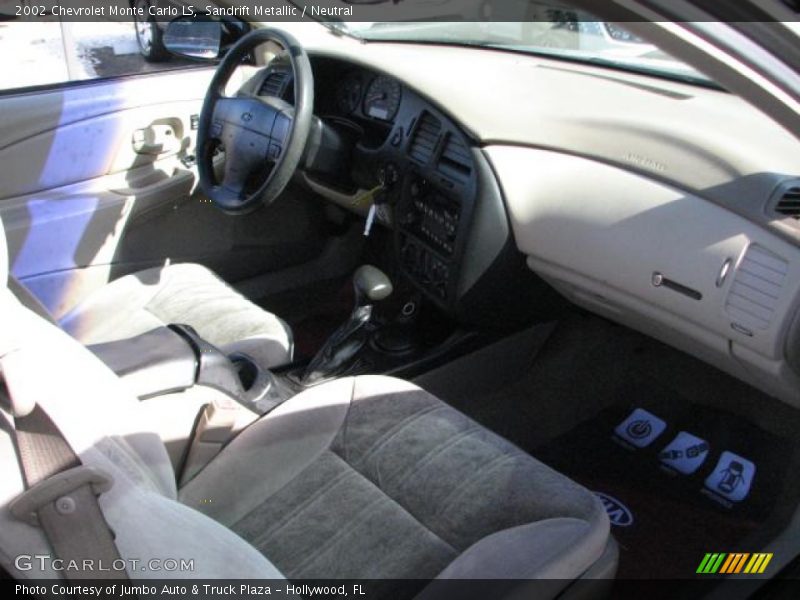 Sandrift Metallic / Neutral 2002 Chevrolet Monte Carlo LS