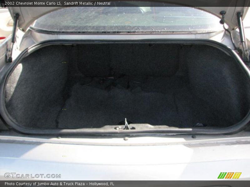 Sandrift Metallic / Neutral 2002 Chevrolet Monte Carlo LS