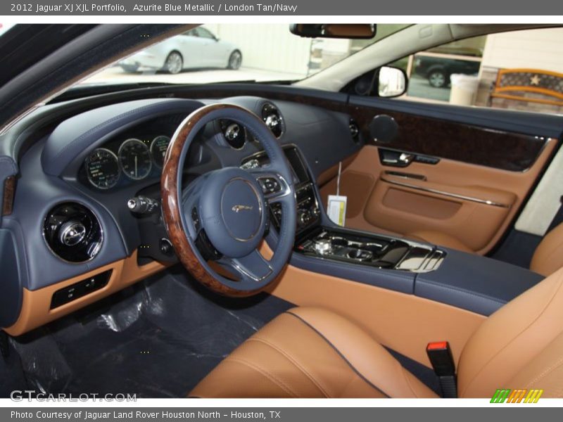  2012 XJ XJL Portfolio London Tan/Navy Interior