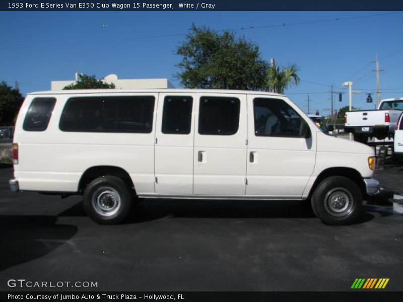  1993 E Series Van E350 Club Wagon 15 Passenger White