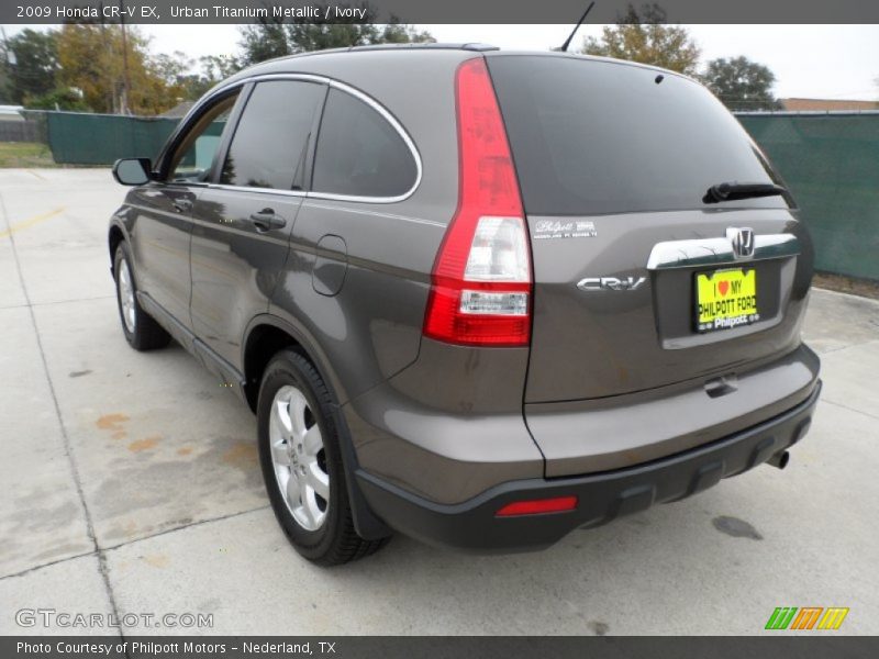 Urban Titanium Metallic / Ivory 2009 Honda CR-V EX