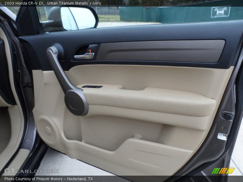 Urban Titanium Metallic / Ivory 2009 Honda CR-V EX