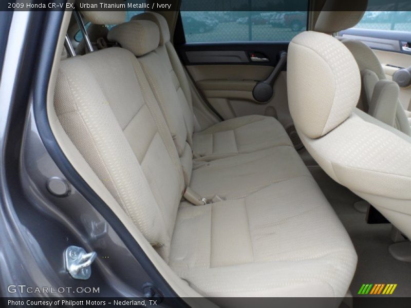 Urban Titanium Metallic / Ivory 2009 Honda CR-V EX