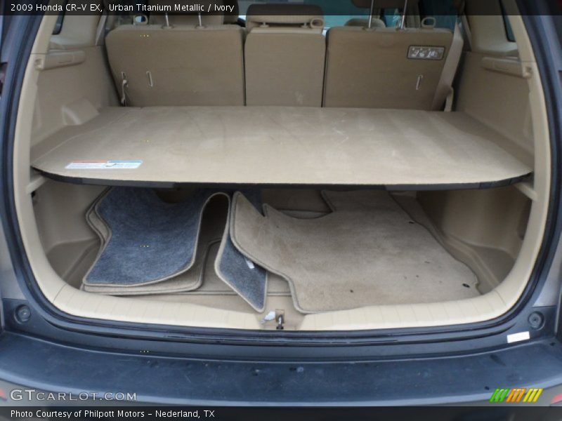  2009 CR-V EX Trunk