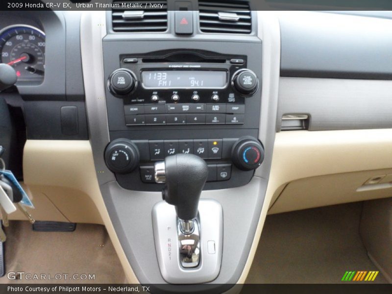 Controls of 2009 CR-V EX