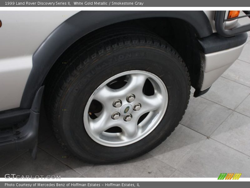 White Gold Metallic / Smokestone Gray 1999 Land Rover Discovery Series II