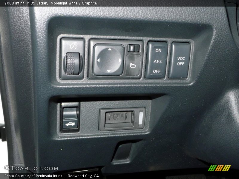 Moonlight White / Graphite 2008 Infiniti M 35 Sedan