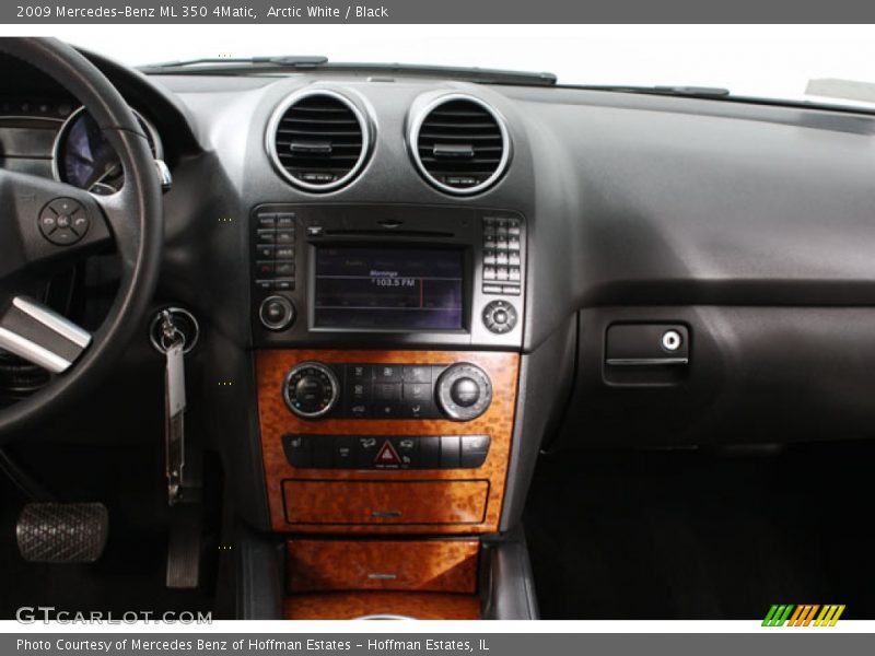 Arctic White / Black 2009 Mercedes-Benz ML 350 4Matic