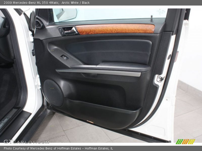 Arctic White / Black 2009 Mercedes-Benz ML 350 4Matic