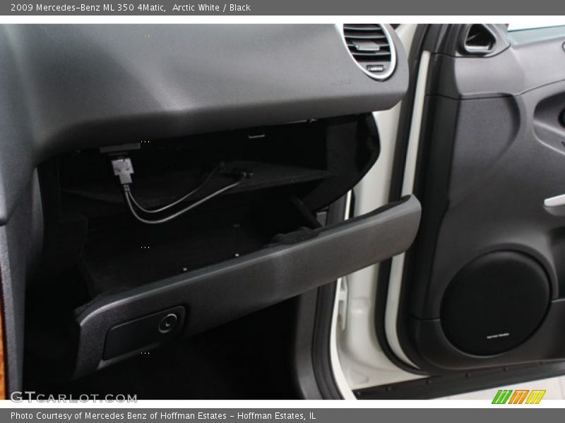 Arctic White / Black 2009 Mercedes-Benz ML 350 4Matic