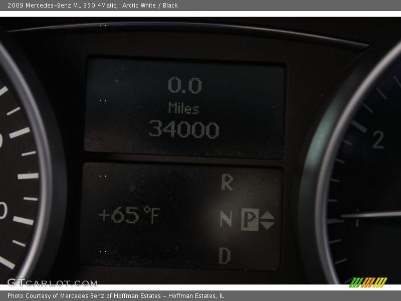 Arctic White / Black 2009 Mercedes-Benz ML 350 4Matic
