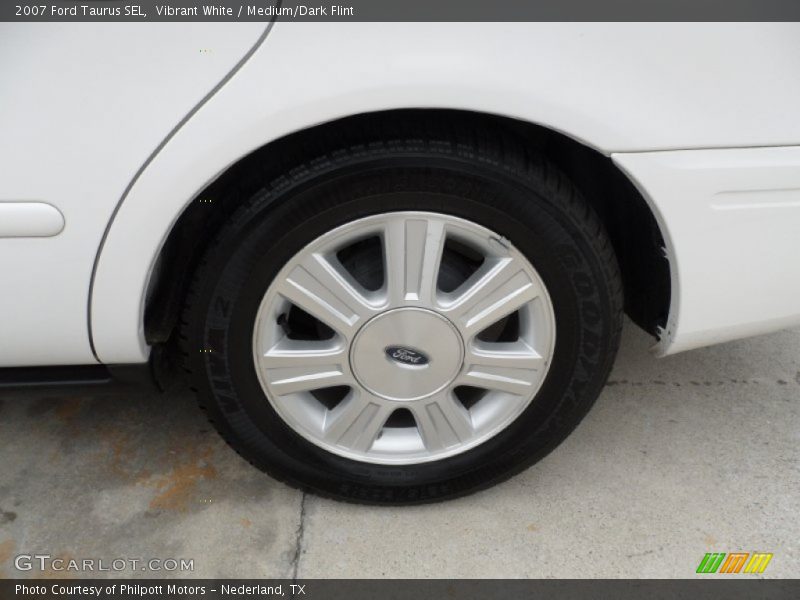 Vibrant White / Medium/Dark Flint 2007 Ford Taurus SEL