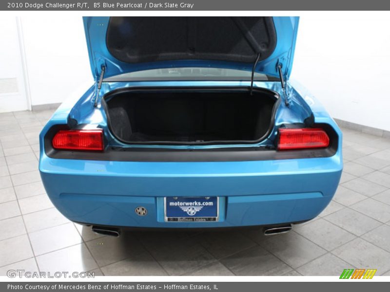 B5 Blue Pearlcoat / Dark Slate Gray 2010 Dodge Challenger R/T