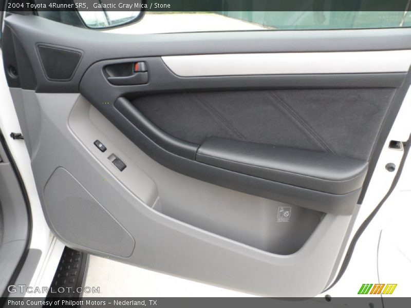 Galactic Gray Mica / Stone 2004 Toyota 4Runner SR5