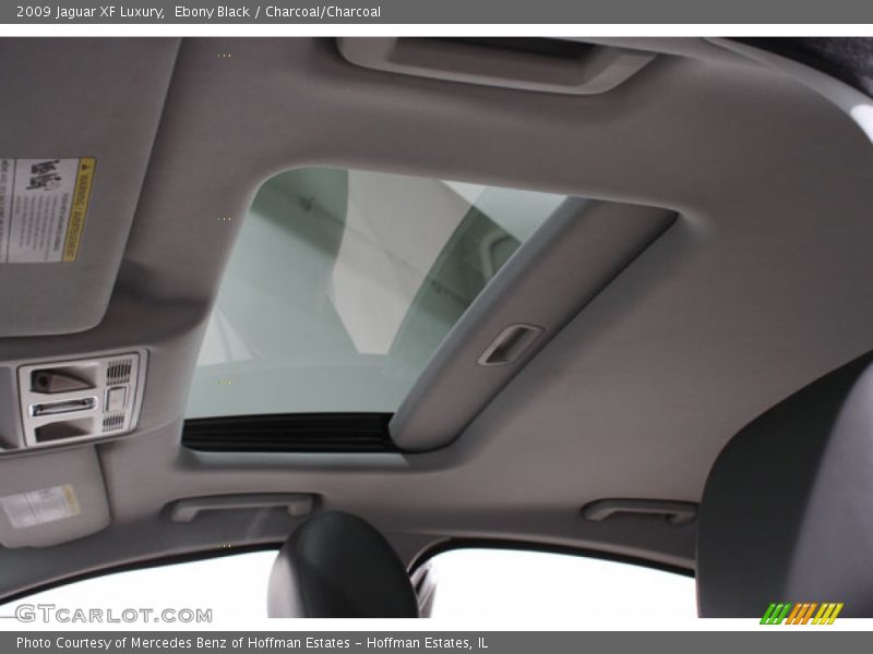 Ebony Black / Charcoal/Charcoal 2009 Jaguar XF Luxury