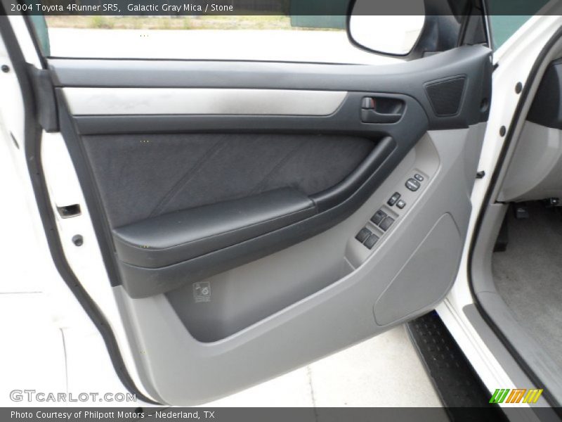 Galactic Gray Mica / Stone 2004 Toyota 4Runner SR5
