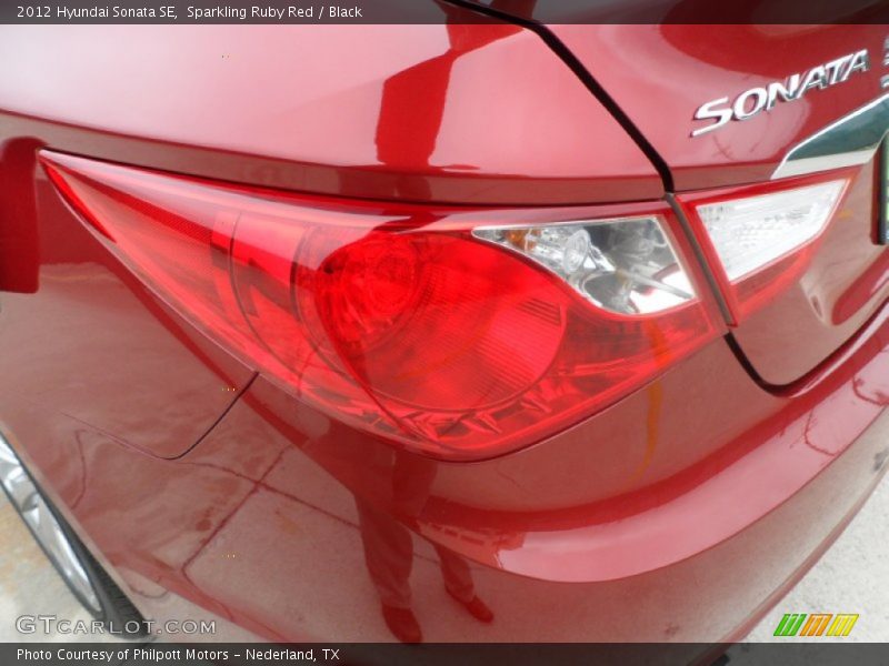 Sparkling Ruby Red / Black 2012 Hyundai Sonata SE