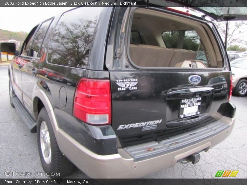 Black Clearcoat / Medium Parchment 2003 Ford Expedition Eddie Bauer