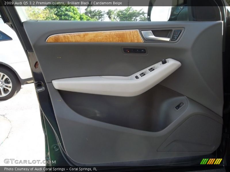 Brilliant Black / Cardamom Beige 2009 Audi Q5 3.2 Premium quattro