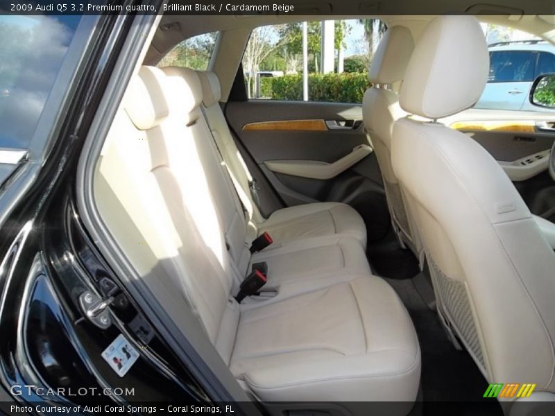 Brilliant Black / Cardamom Beige 2009 Audi Q5 3.2 Premium quattro