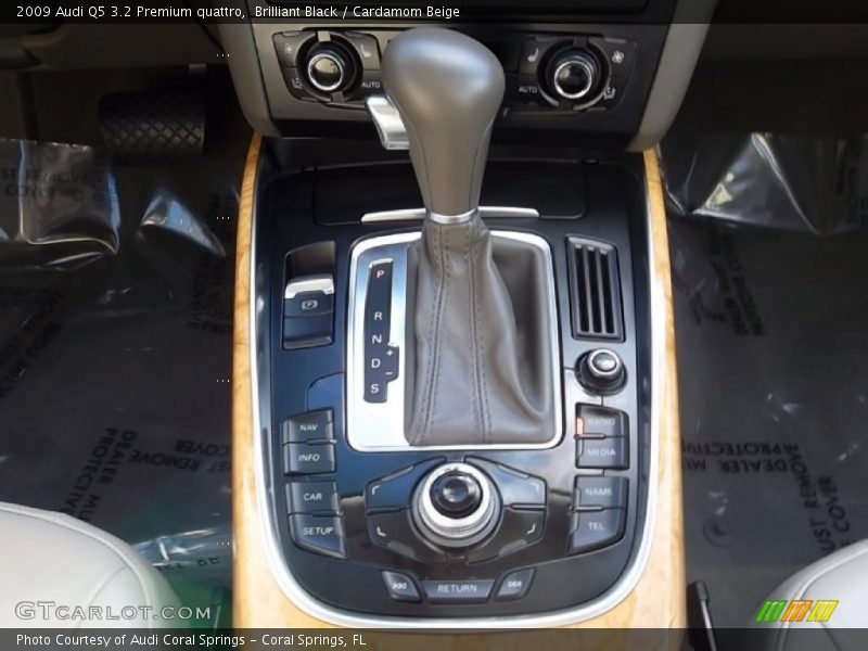 Brilliant Black / Cardamom Beige 2009 Audi Q5 3.2 Premium quattro