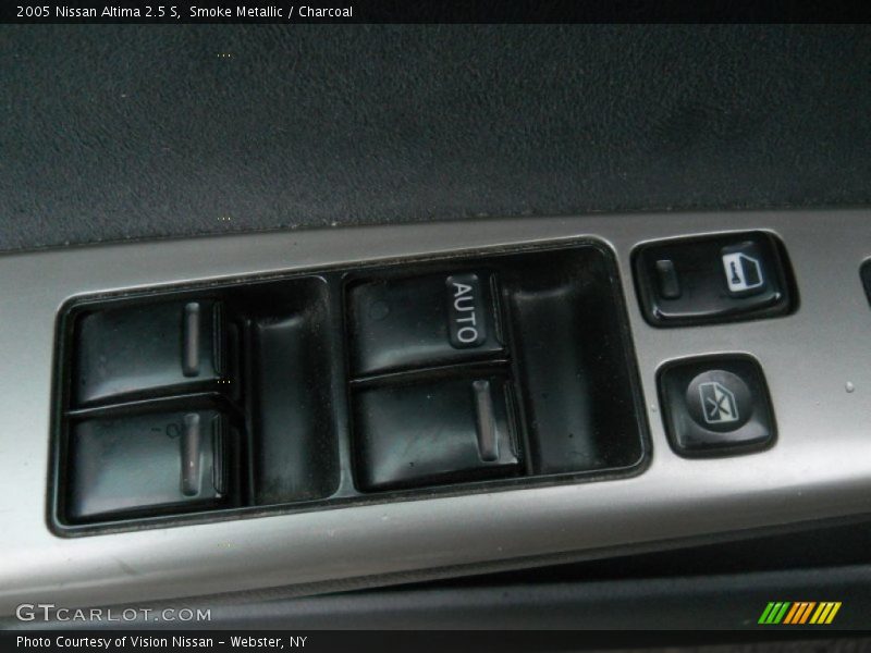 Smoke Metallic / Charcoal 2005 Nissan Altima 2.5 S