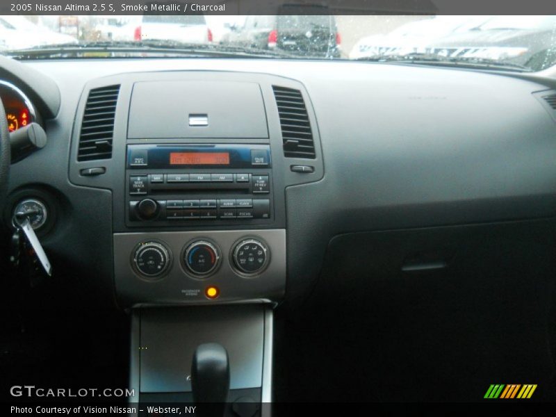 Smoke Metallic / Charcoal 2005 Nissan Altima 2.5 S