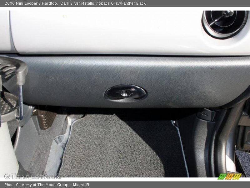 Dark Silver Metallic / Space Gray/Panther Black 2006 Mini Cooper S Hardtop