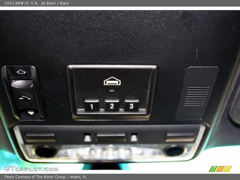 Jet Black / Black 2001 BMW X5 4.4i