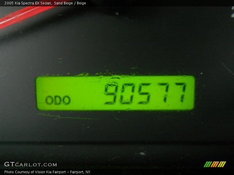 Sand Beige / Beige 2005 Kia Spectra EX Sedan