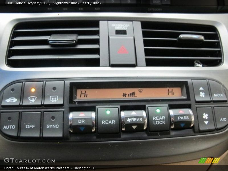 Nighthawk Black Pearl / Black 2006 Honda Odyssey EX-L