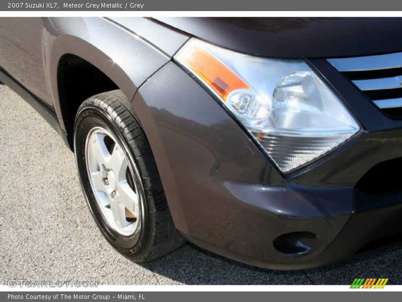 Meteor Grey Metallic / Grey 2007 Suzuki XL7